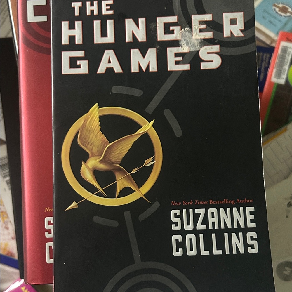 Excellent condition The Hunger Games Book - soft  Cover